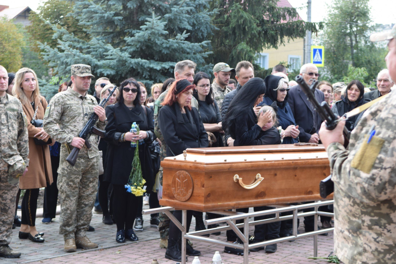 Chortkiv se despidió del hijo del famoso disidente Vasily Marmus, quien murió en la región de Kharkiv