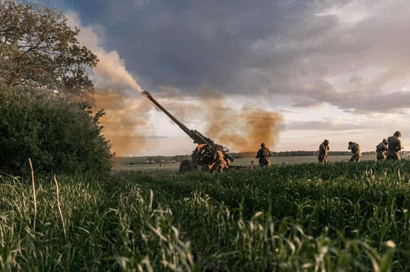 En el Sur, las Fuerzas Armadas lograron destruir tres sistemas rusos de defensa aérea Pantsir-S1 y 4 almacenes en un día de municiones