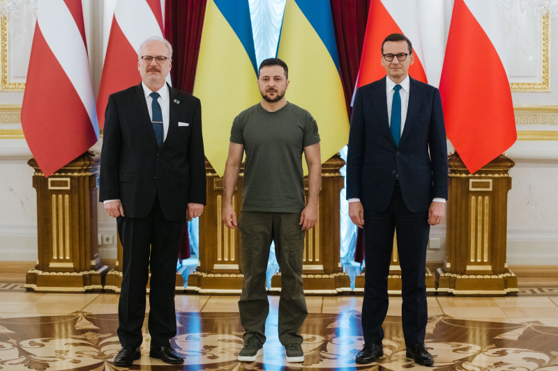 Zelensky se reunió con el presidente de Letonia y el primer ministro de Polonia: primeros detalles