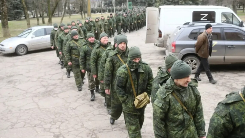 Cómo la nueva carne de cañón en Rusia fue "inspirada" por la verdad sobre el ejército arruinado