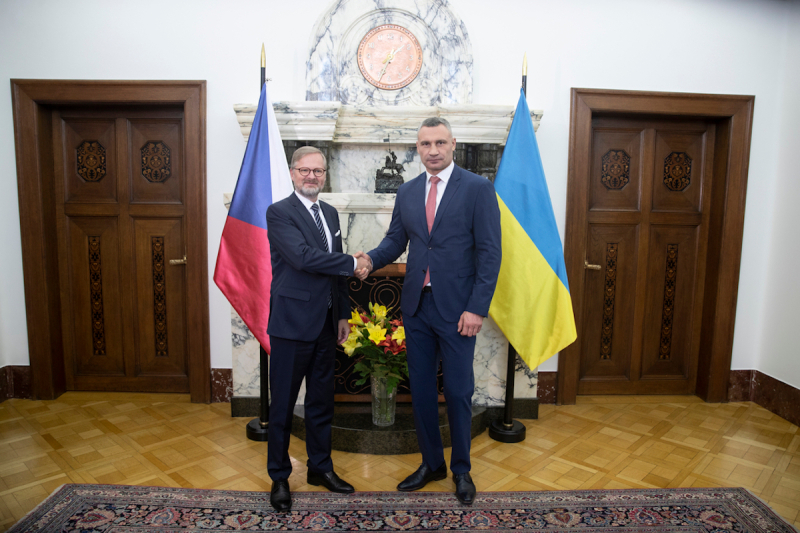Vitali Klitschko se reunió con Petr Fiala: República Checa seguirá ayudando a Ucrania