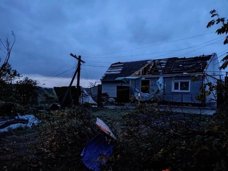 Tejados arrancados, árboles rotos y víctimas: un clima terrible golpeó la región de Kursk