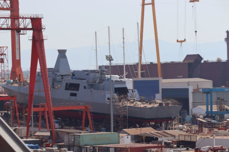 Ya con el nombre en el casco: el futuro buque insignia de la Armada de Ucrania se mostró en Turquía