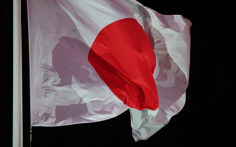 Escándalo del 'espía': Japón reaccionó a la detención de su cónsul en Rusia </strong></p>
<p>El viceministro de Relaciones Exteriores de Japón, Takeo Mori, convocó al embajador ruso Mikhail Galuzin y protestó en relación con la detención del cónsul de Rusia el Consulado General de Japón en Vladivostok.</p>
<p>Esto fue informado el martes 27 de septiembre, edición de NHK.</p>
<p>El Ministerio de Relaciones Exteriores de Japón calificó las acciones de la parte rusa como una violación inaceptable de la Viena Convención y exigió una disculpa oficial.</p>
<p>“Insto a la parte rusa a que tome en serio la protesta y la propuesta de la parte japonesa”, dijo el ministro de Relaciones Exteriores de Japón, Eshimas Hayashi.</p>
<p>Indignación por política La agencia gubernamental de Japón estuvo motivada por las circunstancias de la detención del diplomático, durante la cual, según él, “se tomaron medidas coercitivas” en su contra.</p>
<p>Hayashi aseguró que “el detenido no cometió actos ilegales” y agregó que el detenido ya había sido liberado.</p>
<p>Recordemos que en vísperas del FSB ruso anunció la detención de un empleado del Consulado General de Japón en Vladivostok Motoka Tatsunori por “espionaje”.</p>
<h4>Temas relacionados:</h4>
<p> Publicidad</p>
<!-- AddThis Advanced Settings above via filter on the_content --><!-- AddThis Advanced Settings below via filter on the_content --><!-- AddThis Advanced Settings generic via filter on the_content --><!-- AddThis Related Posts below via filter on the_content --><div class=