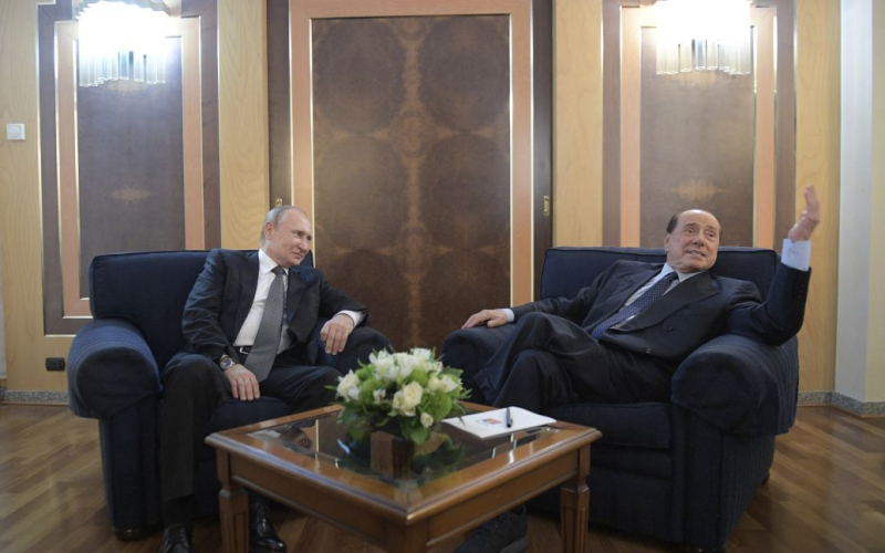 El amigo italiano de Putin, Berlusconi, acusó a Zelensky de iniciar una guerra contra la Federación Rusa