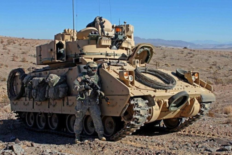 El rey de los IFV: las ventajas de los potentes vehículos M2 Bradley que estarán en las Fuerzas Armadas 