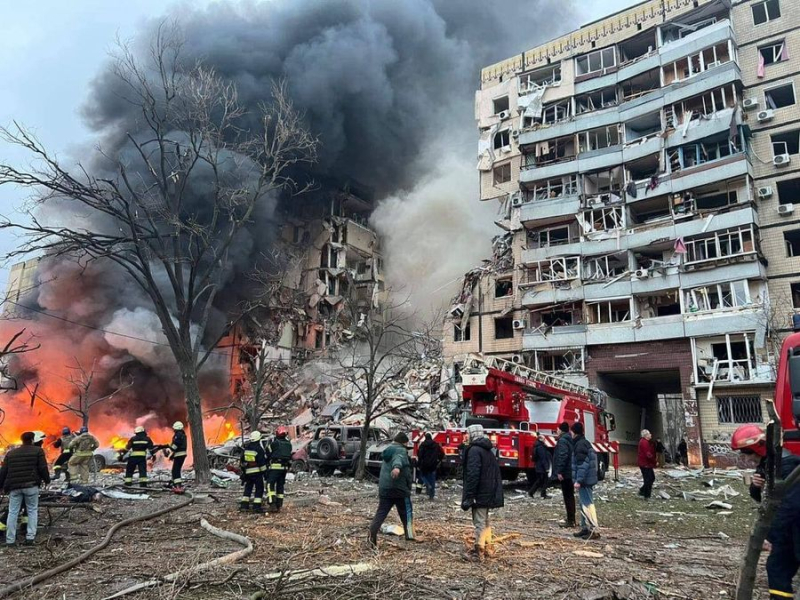 Ataque terrorista ruso en el Dniéper: hay víctimas, al menos 60 heridos, incluidos niños