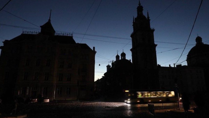 Horario especial de cierre de emergencia introducido en la región de Lviv