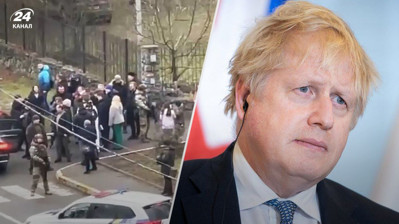 Boris Johnson fue visto en Bucha el Día de la Unidad: las imágenes se mostraron en línea
