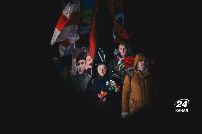 "Debería haber cumplido 35": reportaje de la Marcha en honor a Zhiznevsky, quien murió durante el Euromaidán