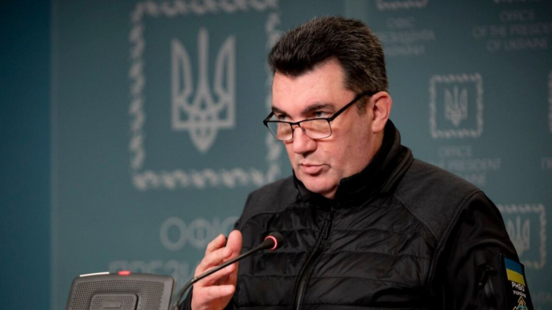 Ninguna inteligencia dio la oportunidad de que Ucrania sobreviviera a la guerra - Danilov