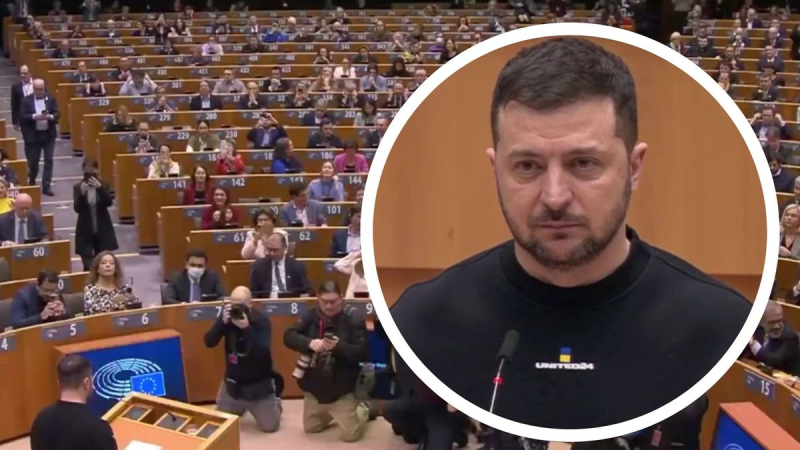 Cómo respondió el Parlamento Europeo al saludo "Gloria a Ucrania": Zelensky se sintió conmovido por la reacción