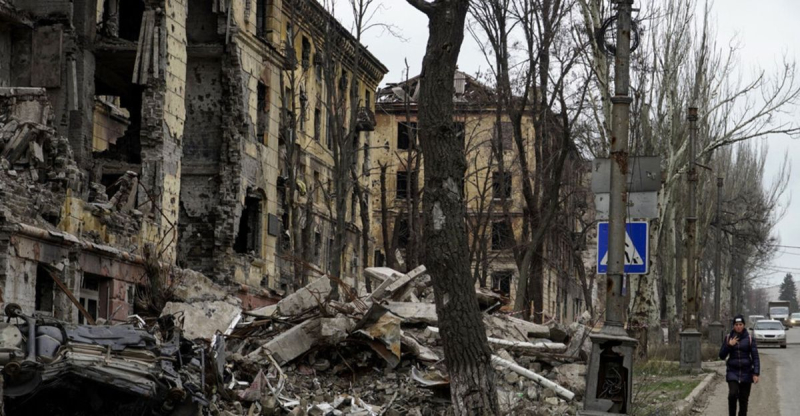 Hacía calor de nuevo en Mariupol: el ayuntamiento informa fuertes explosiones e incendios a gran escala