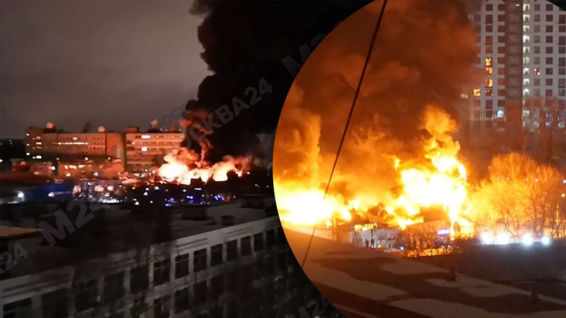 Se produjo un incendio masivo en Moscú: se incendió un servicio de automóviles