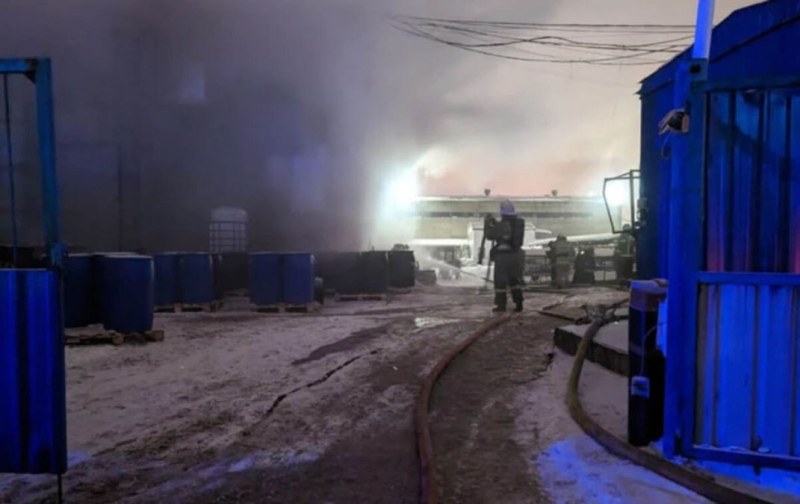 En Rusia, los almacenes están en llamas de nuevo: esta vez una planta química en Ufa está en llamas