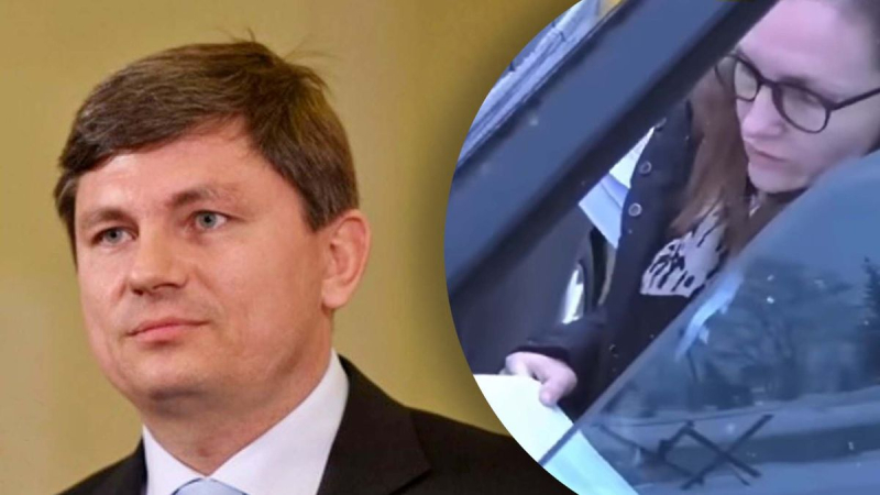 Diputado popular Gerasimov se negó a tomar materiales del caso de la sucesión en España: se mostró video 