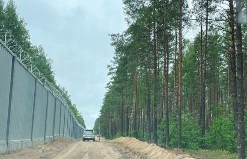 Polonia construirá una valla electrónica en la frontera con Rusia