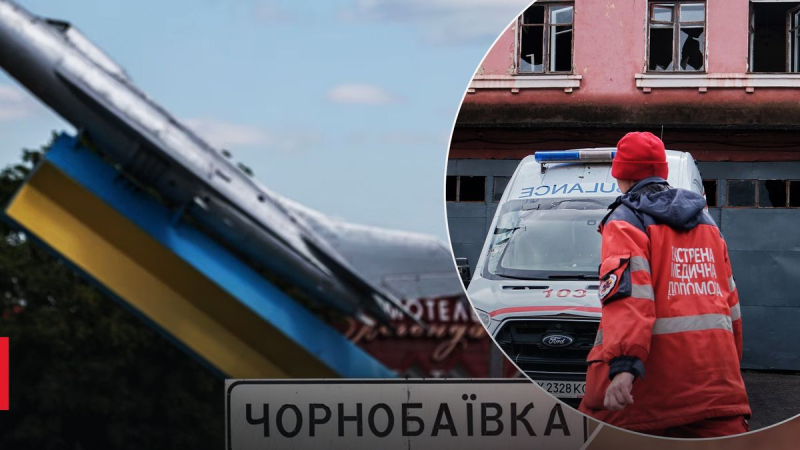 Un niño de 1 año resultó herido debido a los ataques rusos en Chernobaevka: una ambulancia es llevado al hospital