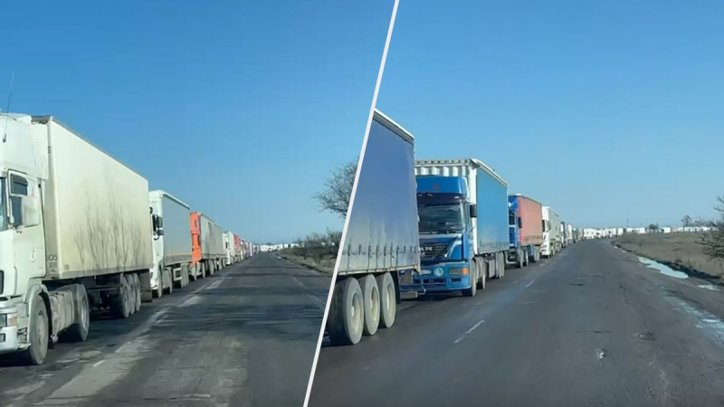 Los atascos de tráfico en la entrada de Crimea ya se han extendido por 10 kilómetros