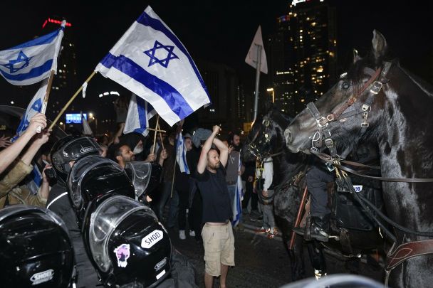 Decenas de miles de personas en Israel acudieron a la manifestación contra la reforma judicial