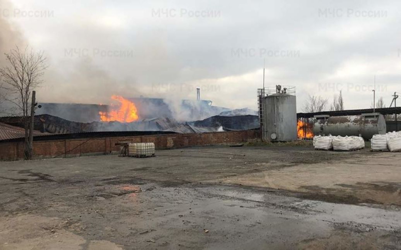 Pilar el humo se puede ver a kilómetros: hay un incendio nuevamente en Rusia