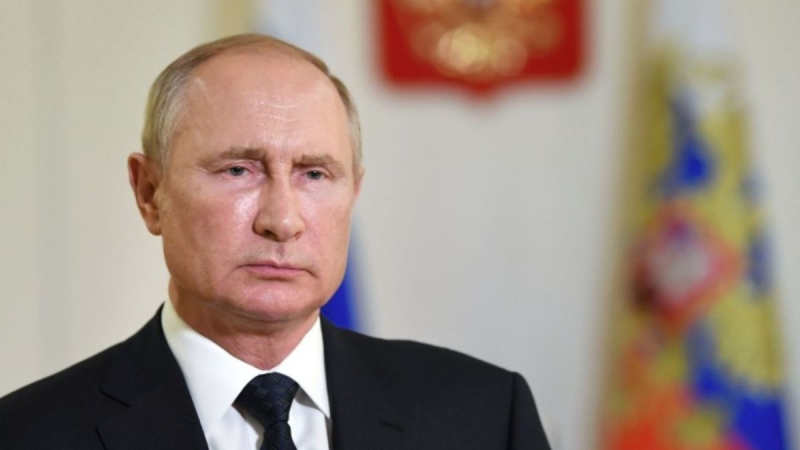 Putin toma estimulantes muy fuertes antes de subir al escenario y pasa la noche en el Kremlin, medios