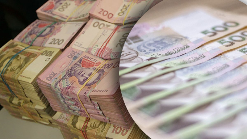 Una mujer encontró una gran cantidad de dinero en Rovno: la policía busca al dueño