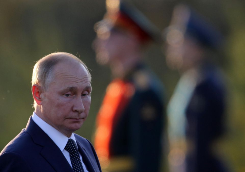 Ponomarev propuso la opción de destrucción gradual de Putin