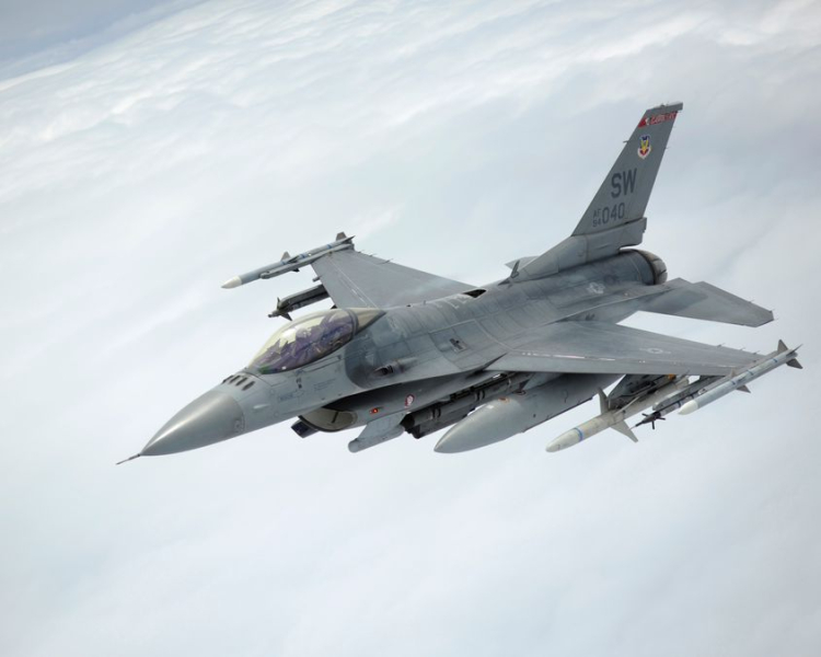 Este es el único argumento: un experto militar explicó por qué Occidente está ralentizando el suministro del F-16