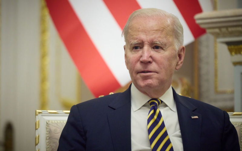 Los demócratas estadounidenses presionan a Biden para que transfiera el F-16 a Ucrania: medios