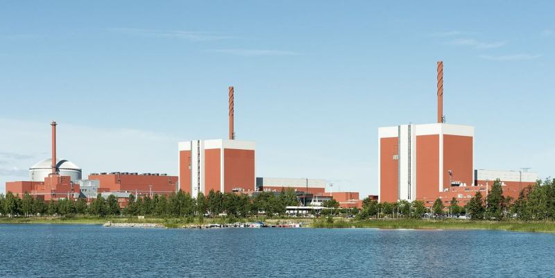 Finlandia lanza el reactor nuclear más grande de Europa: 18 años para construir