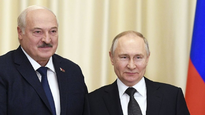 Esto es peligroso para Bielorrusia, Podolyak agradeció la visita de Lukashenka a Putin