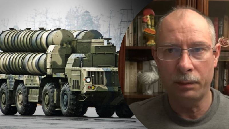Para bombardear Kiev o fortalecer la defensa aérea bielorrusa: Zhdanov explicó la transferencia de misiles S-400 desde Rusia