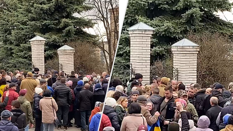 Golpear a un militar en Khmelnytskyi: los primeros enfrentamientos cerca del templo se informan en línea