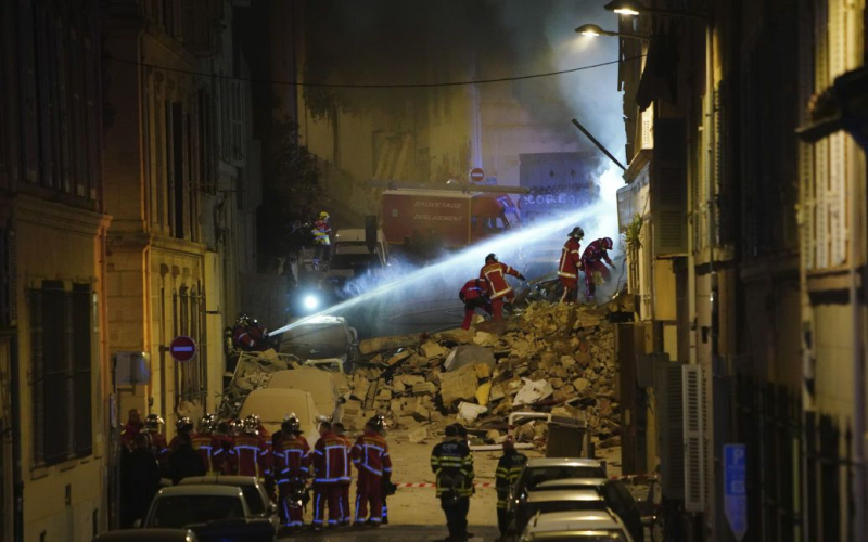 El derrumbe de un edificio de apartamentos en Marsella: 5 muertos fueron sacados de entre los escombros