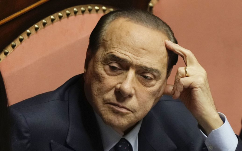 Silvio Berlusconi fue diagnosticado con leucemia &mdash ; Medios