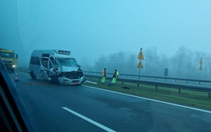 Un minibús con ucranianos tuvo un accidente en Polonia: hay víctimas (foto)