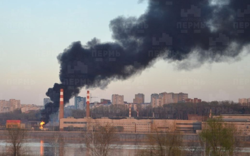 Se incendió una fábrica de artillería en Rusia: fotos y video