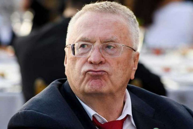 Suceden cosas aterradoras en Minecraft: cómo la gente en Rusia fue al mitin virtual de Zhirinovsky