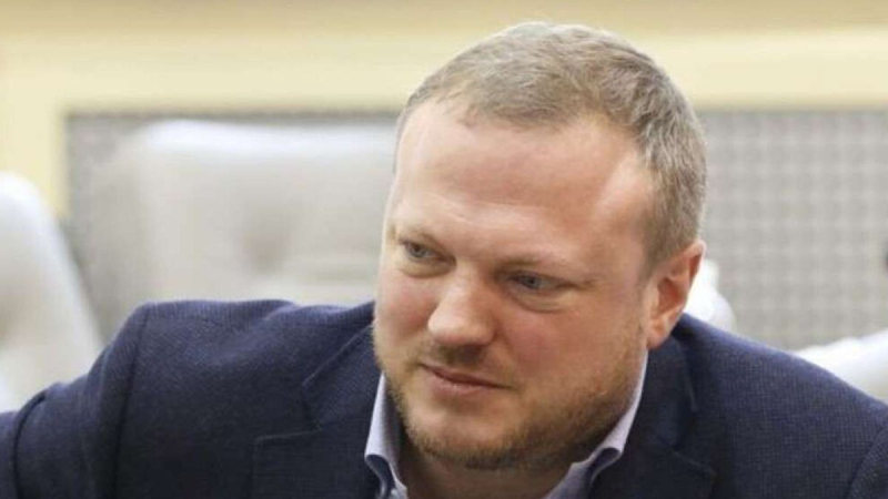 El exjefe del Consejo Regional de Dnepropetrovsk, Oleinik, que huyó del país, pidió un compromiso con la Federación Rusa