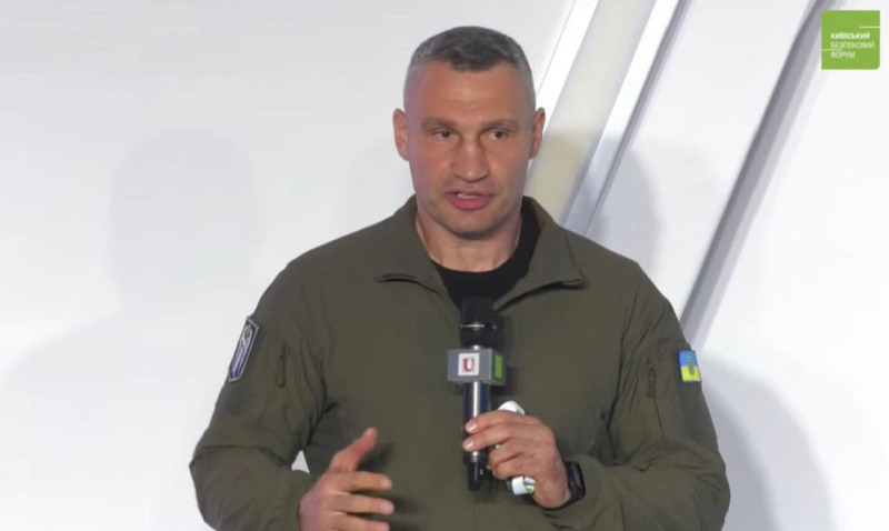 Reconstruir Ucrania es hacer reformas europeas, Klitschko en el Foro de Seguridad de Kiev 