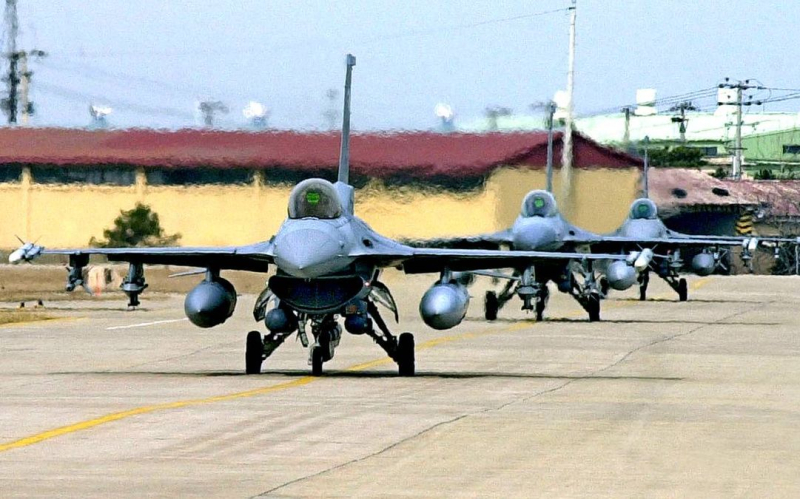 Algunos preparativos ya hechos: experto militar sobre cómo conseguir F-16 más rápido