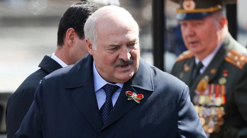 Crear problemas para los rusos, el politólogo dijo cómo la muerte de Lukashenka cambiaría el curso de la guerra