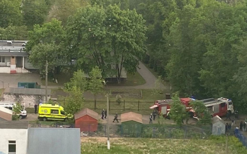 Cerca de Moscú, adolescentes quemaron vivo a un niño de 11 años en un granero