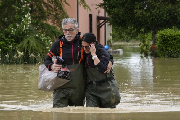  Devastadora inundación en Italia: el país se hunde, hay muertos (foto)