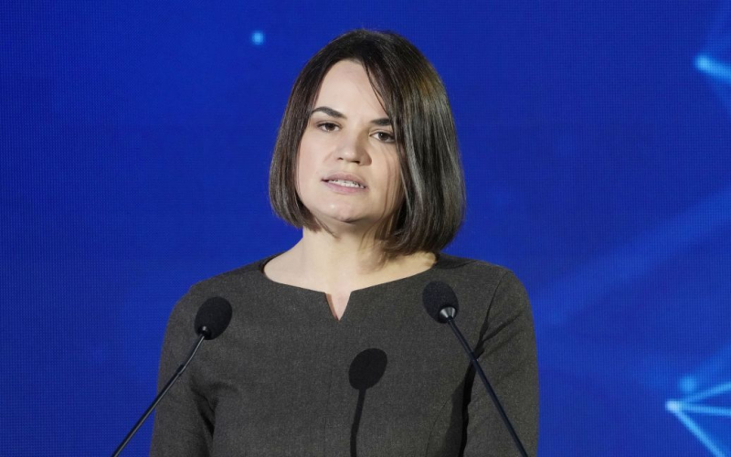 Tikhanovskaya instó a prepararse para la acción en caso de la muerte de Lukashenka
