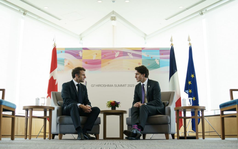 Trudeau y Macron discutió la provisión de las necesidades de defensa de Ucrania