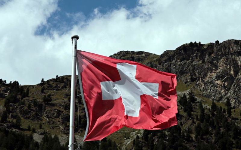 Un avión se estrelló en Suiza: allí están muertos 