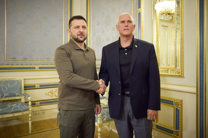 Pence, candidato a presidente de EE. UU., visitó Ucrania: de qué hablaron con Zelensky