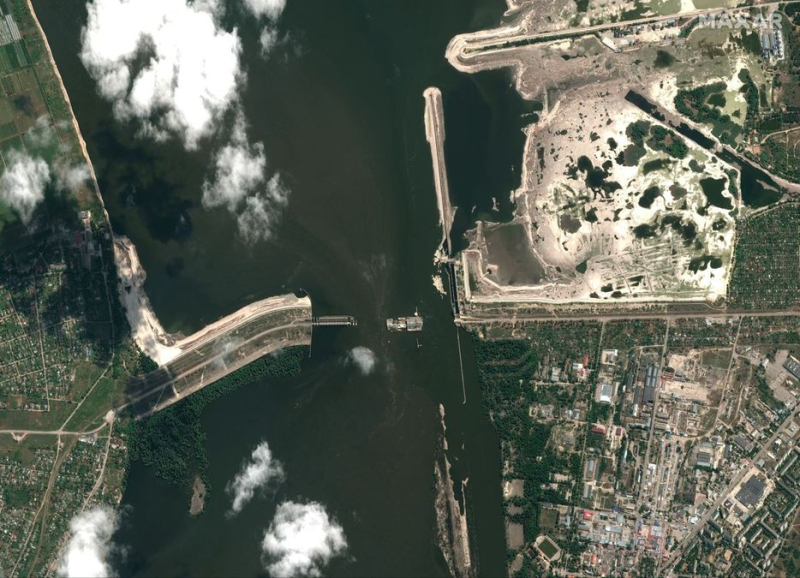 Solo quedan ruinas: nuevas imágenes satelitales de Kakhovka HPP